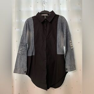 Women's Black and Blue Button-Up Blouse